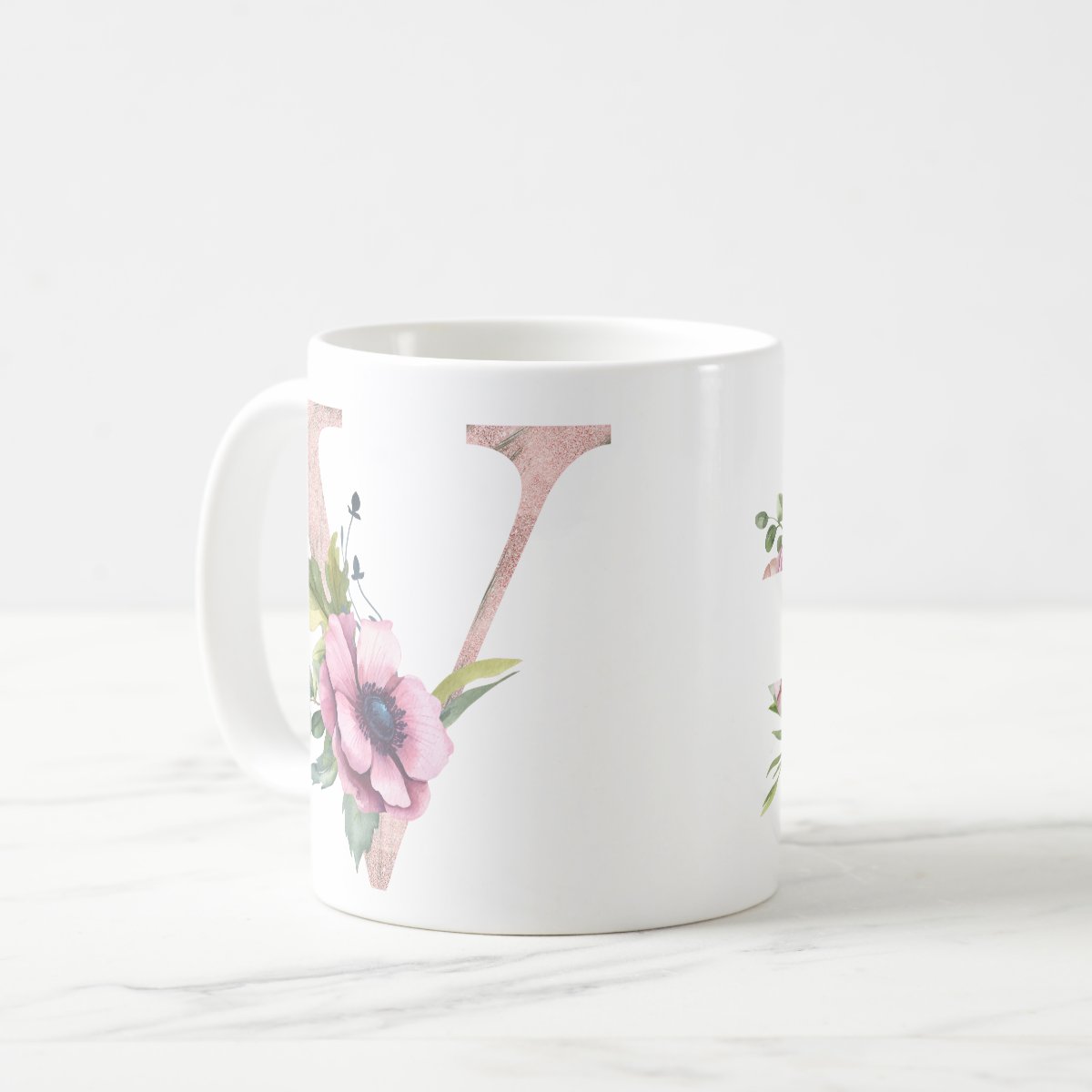 Caneca Feminina Personalizada com Nome e Inicial V
