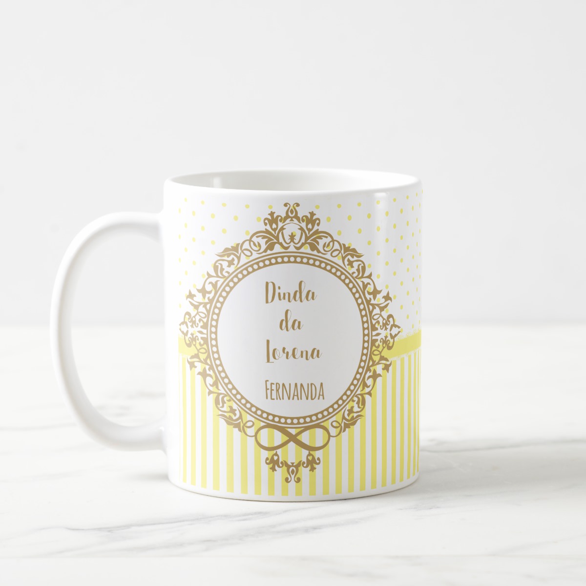 Caneca Convite de Batizado Crisma Amarelo Brasão com Nomes - Batizado (Batizando(a))