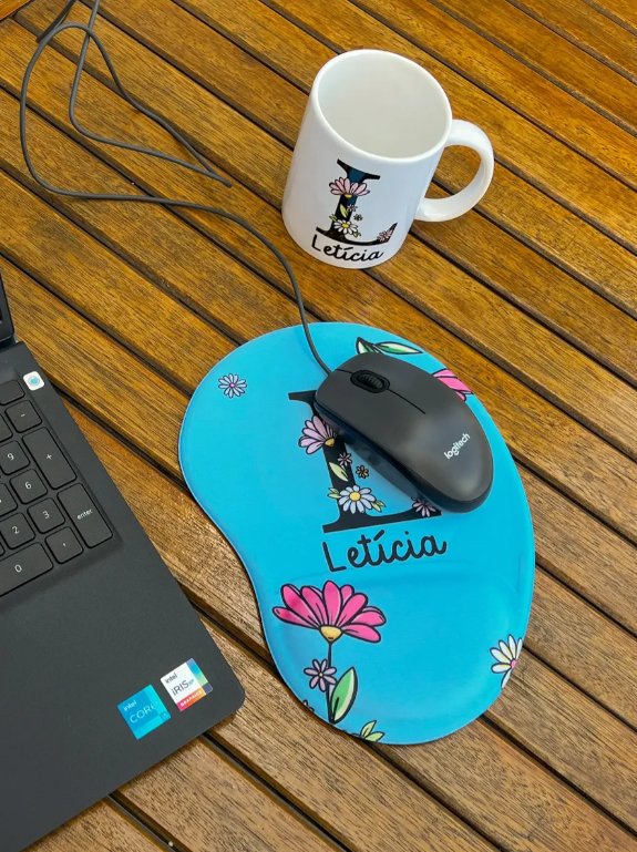 Kit Escritório Personalizado Presente Criativo Para Mulheres Caneca E Mouse Pad