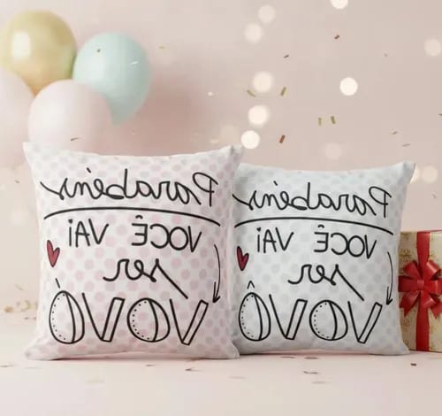 Conjunto 2 Almofadas Presente Parabéns vai ser Vovó Vovô - Família (Avó/Avô)