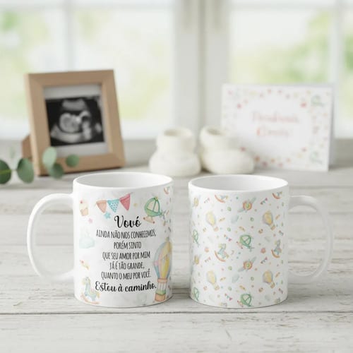 Caneca Presente Revelação de Gravidez Estou à Caminho Vovó - Anúncio de Gravidez (Avó)