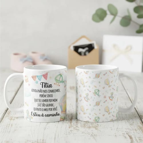 Caneca Presente Revelação de Gravidez Estou à Caminho Titia - Anúncio de Gravidez (Tia)