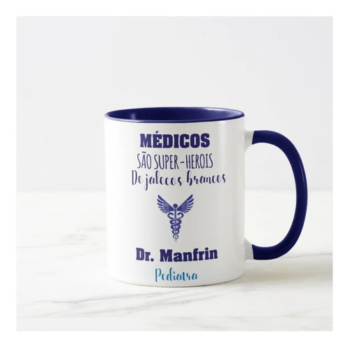 Caneca Medicina Presente Criativo Médico Super Herói Nome - Profissões (Médico(a))
